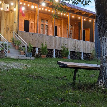 Kipiani Guest House Ყიფიანის Სახლი Khvanchkara Exteriér fotografie