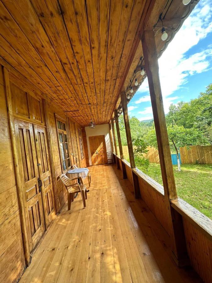 Kipiani Guest House Ყიფიანის Სახლი Khvanchkara Exteriér fotografie