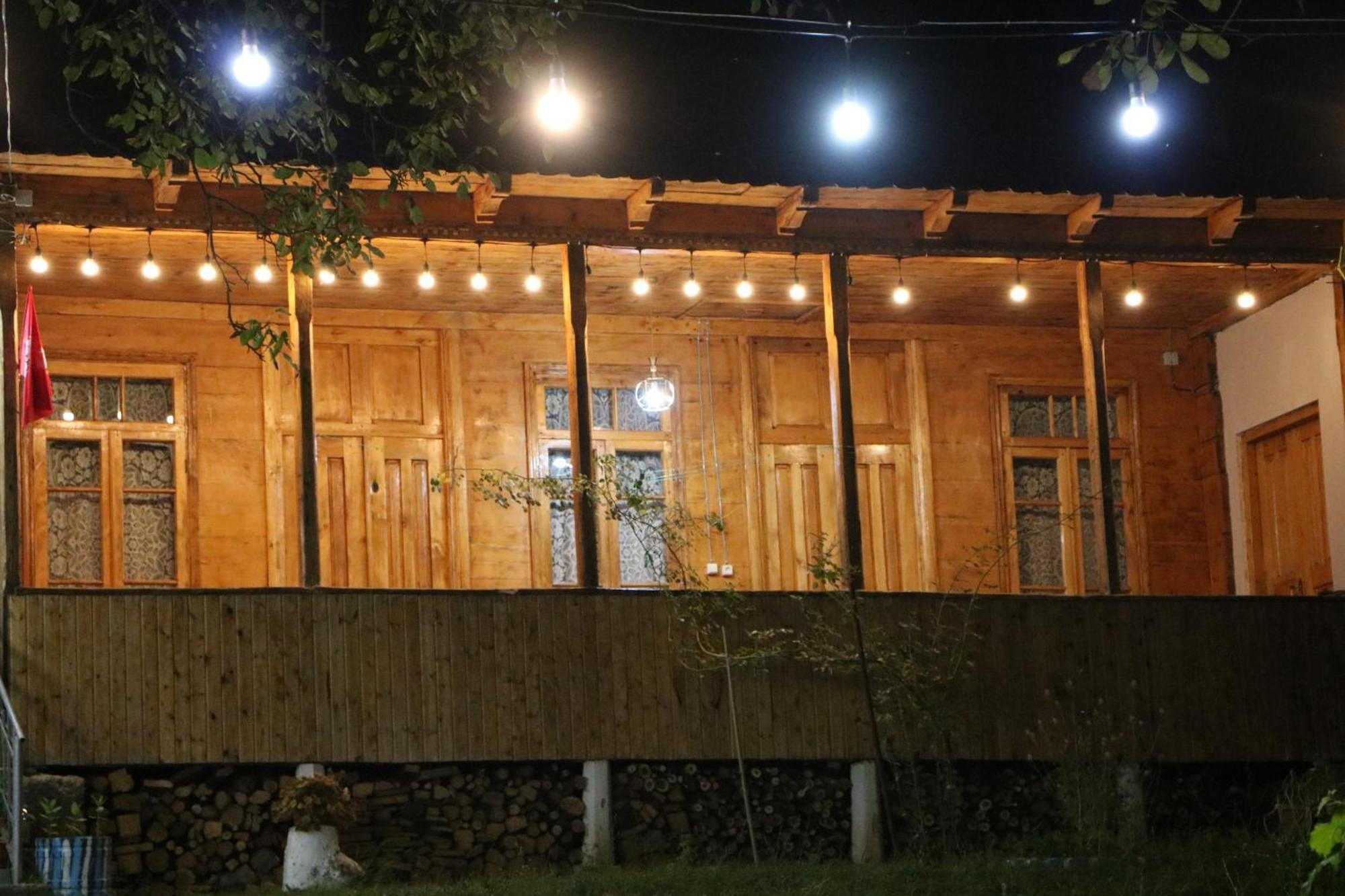 Kipiani Guest House Ყიფიანის Სახლი Khvanchkara Exteriér fotografie