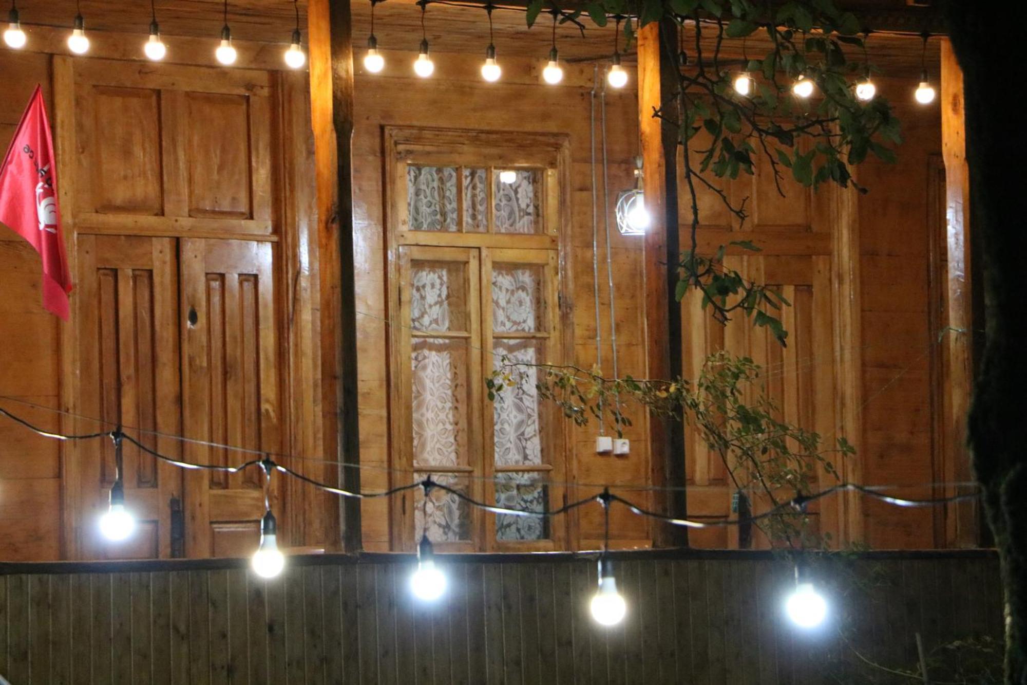 Kipiani Guest House Ყიფიანის Სახლი Khvanchkara Exteriér fotografie